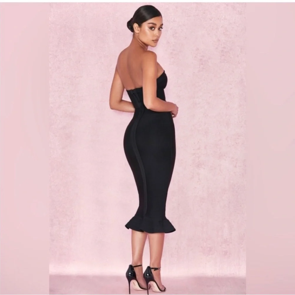 ❌SOLD House of CB Fabrizia Black Bandage Fluted Hem Strapless Dress Medium - Picture 2 of 4